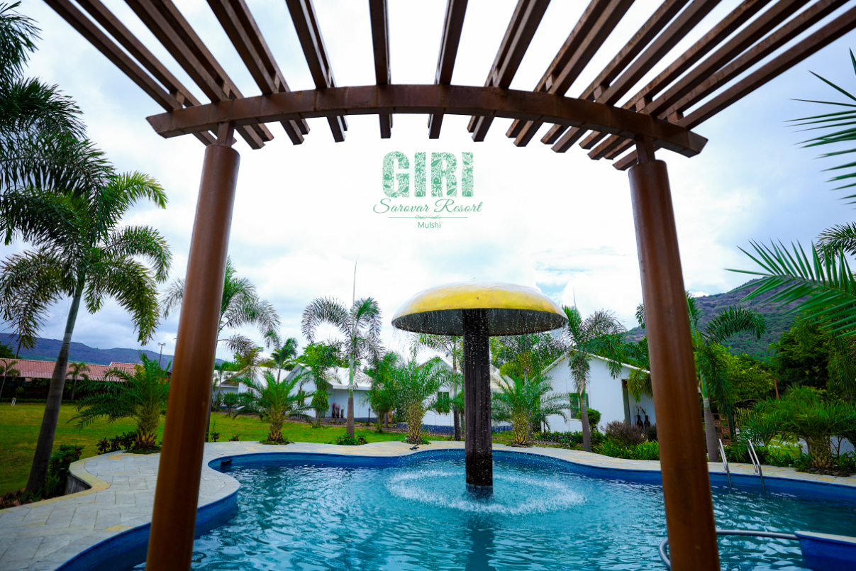 Giri Sarovar Resort Grounds
